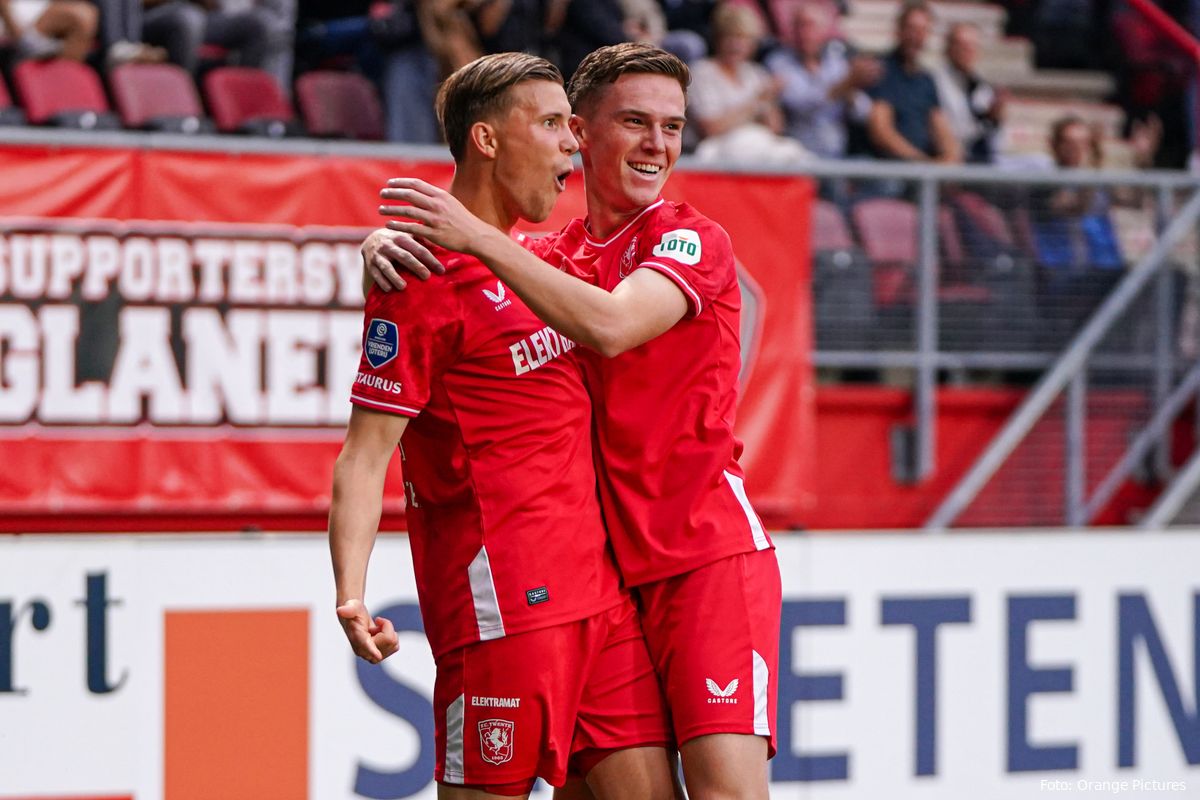 Samenvatting FC Twente - Riga FC Conference League 2023-2024 (2-0)