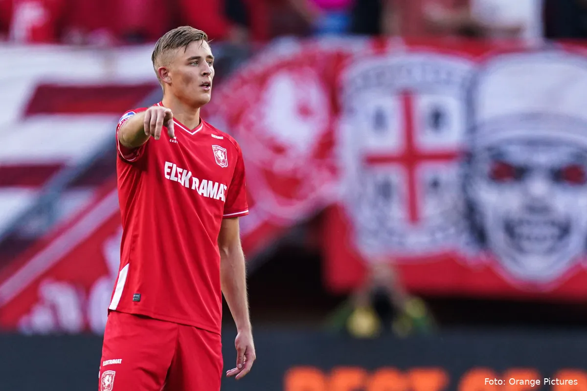max bruns wijzend fc twente fenerbahce uecl 2023 2024