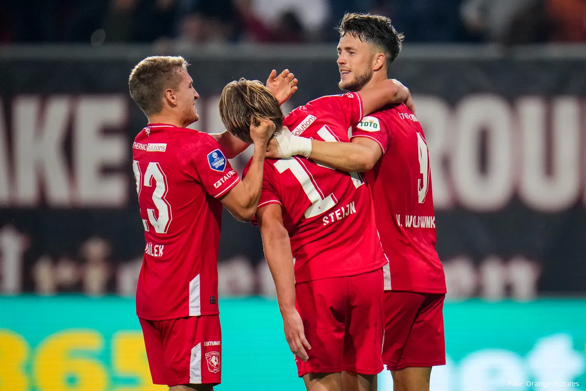 wolfswinkel sadilek steijn twente vitesse haren 2023