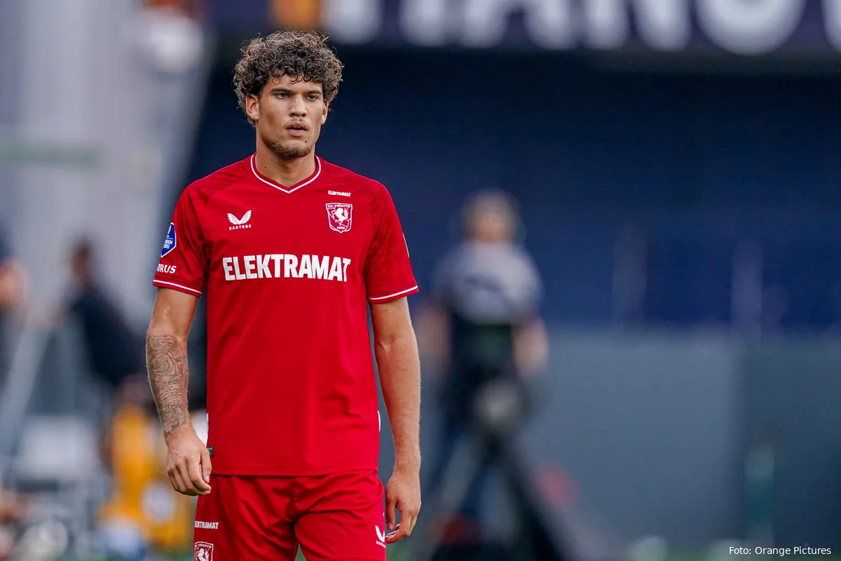 julien mesbahi bij debuut fortuna sittard fc twente 2023 2024