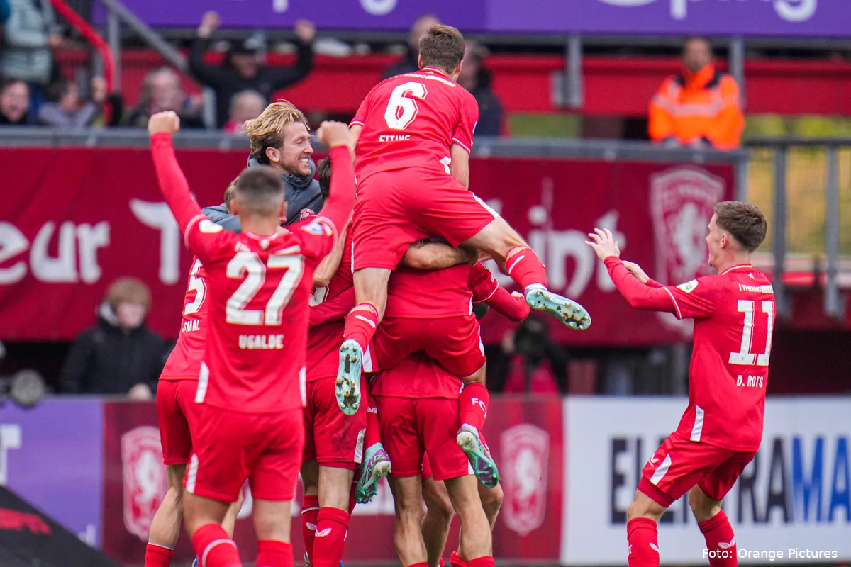 vieren overwinning twente feyenoord 2023 enschede