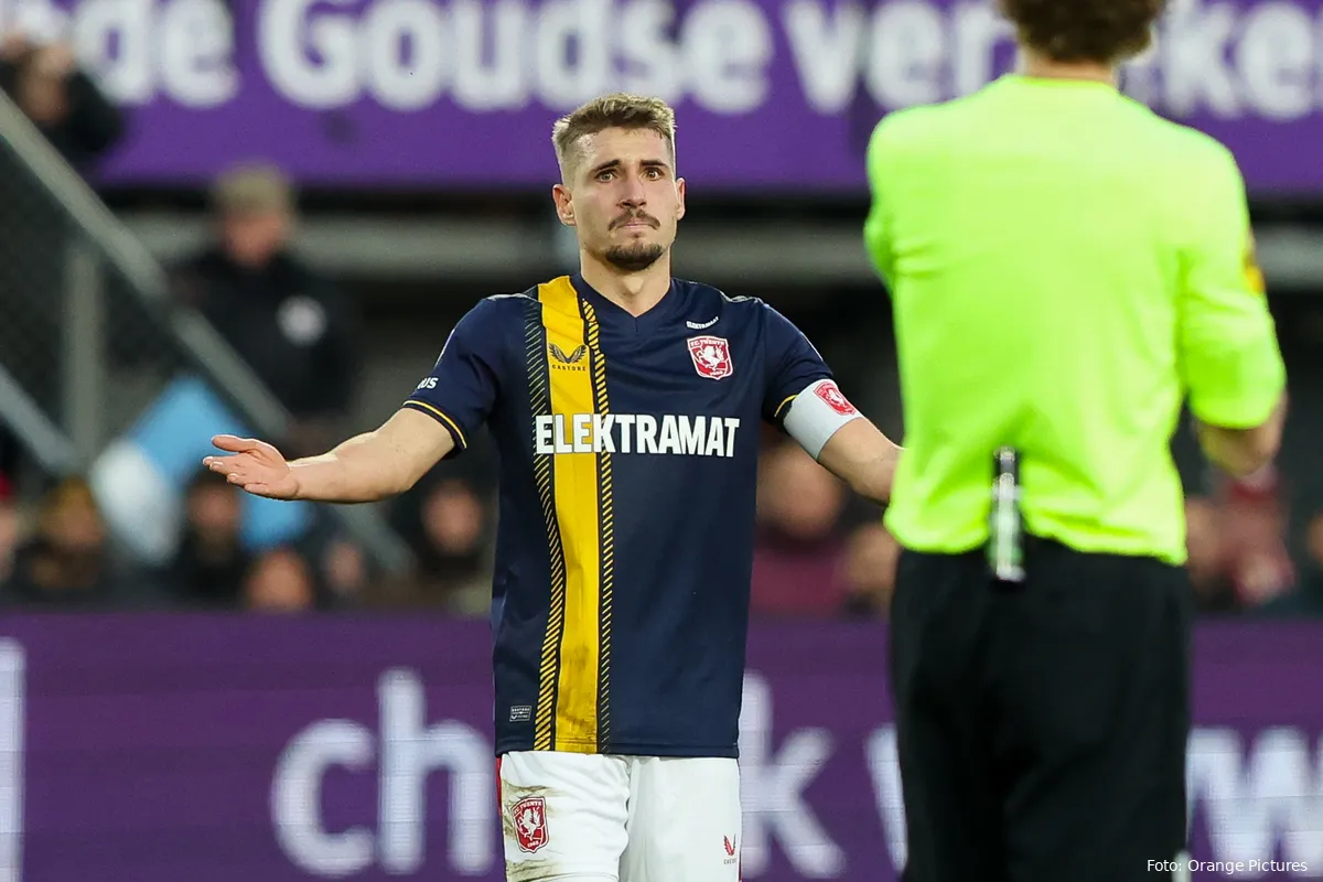 michal sadilek sparta twente strafschop kerkhof 2023