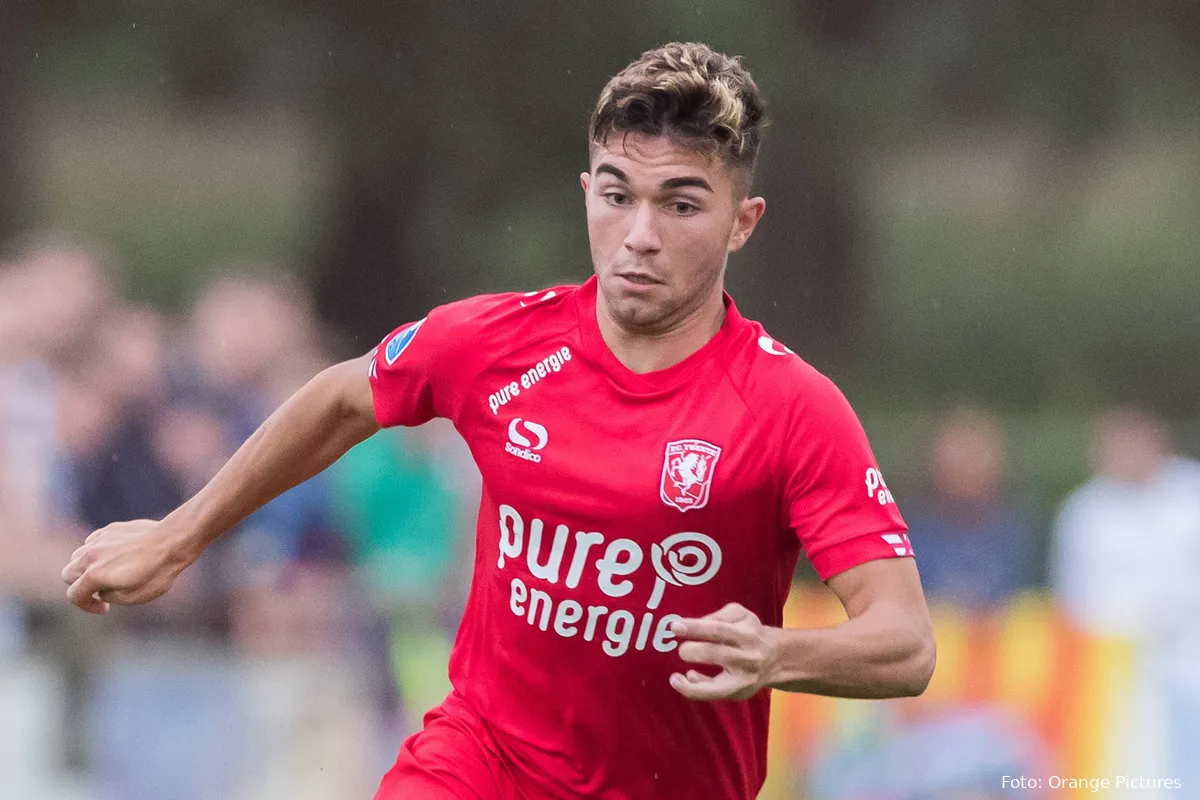nikola gjorgjev close up aan de bal fc twente espanyol 2017