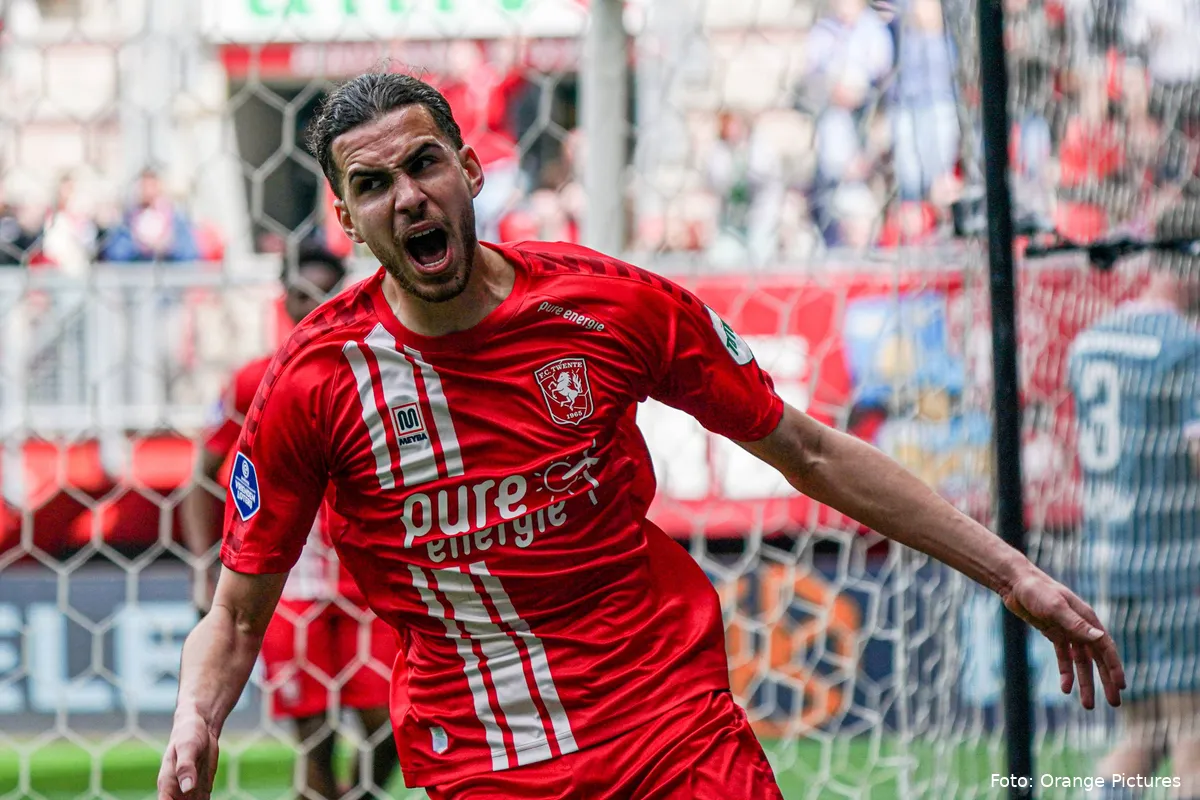 ramiz-zerrouki-juichen-twente-sparta-grolsch-veste-2023