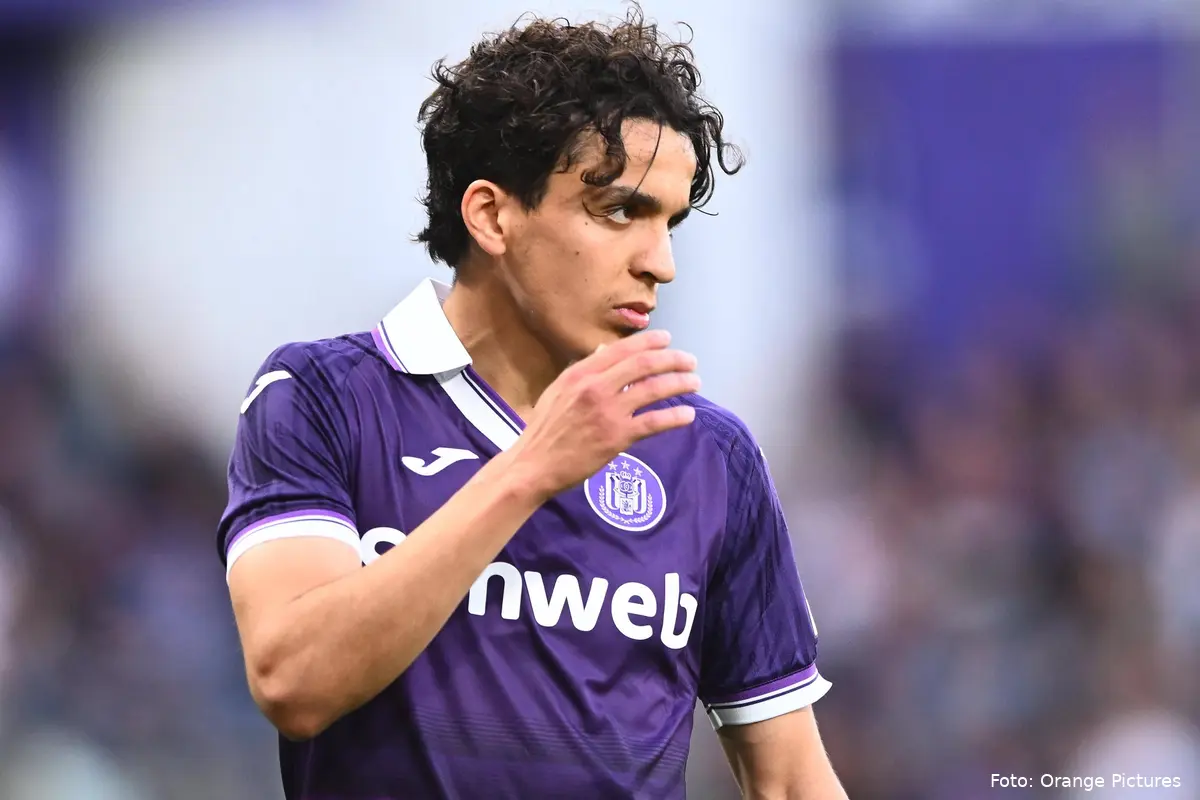 ali-maamar-rsc-anderlecht-close-up