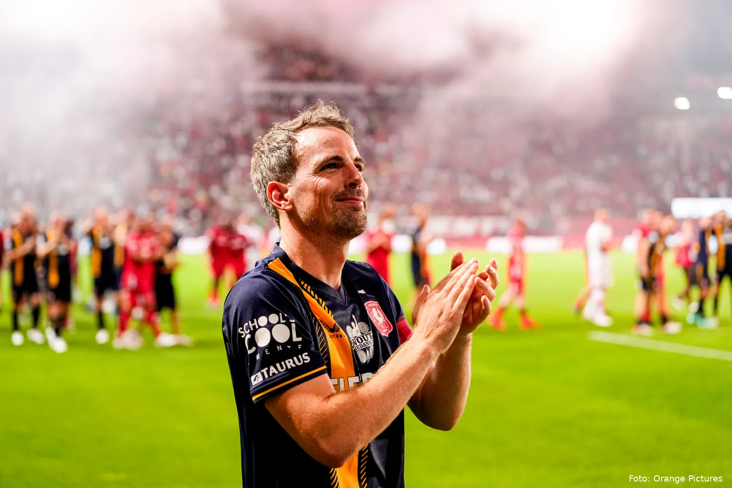 wout brama geniet van afscheid afscheidswedstrijd 2023 2