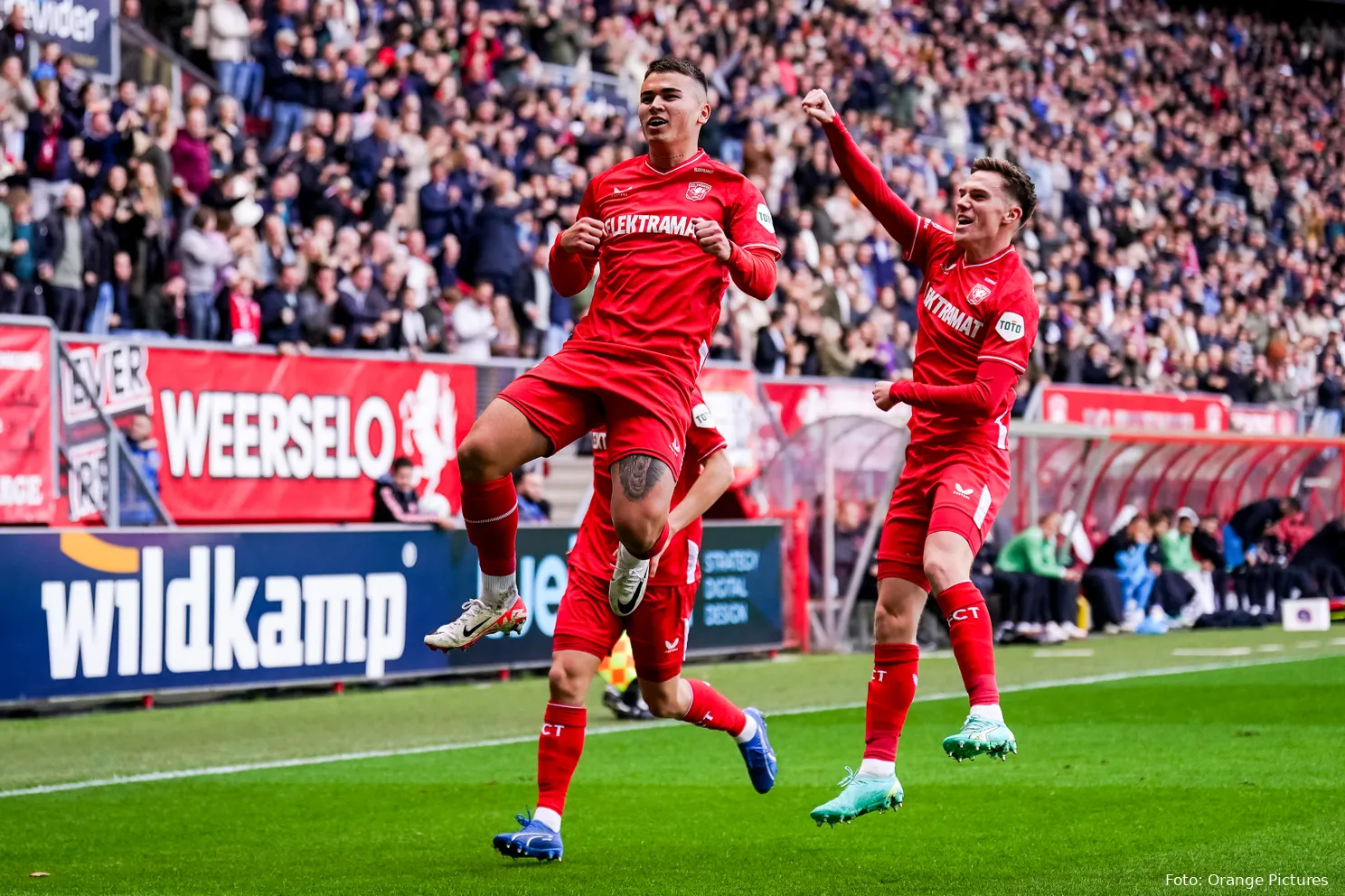 ugalde rots twente feyenoord enschede 2023