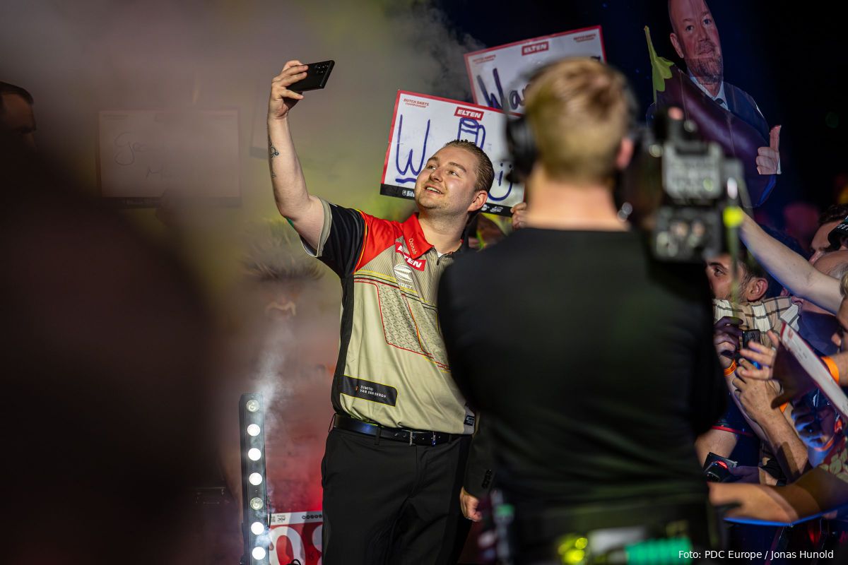 Dimitri Van den Bergh terug in de top 8 na derde Players Championship-titel