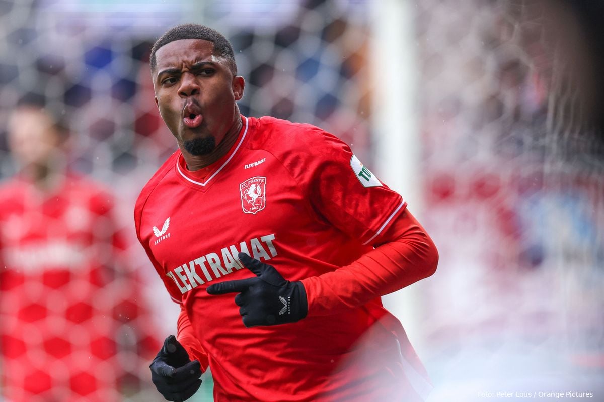 Boadu wil langer bij FC Twente blijven: "Ik hou van FC Twente"