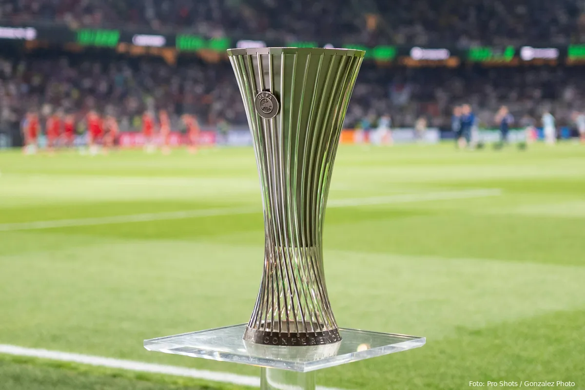 conference league trofee opap arena athene 2024 ingezoomd