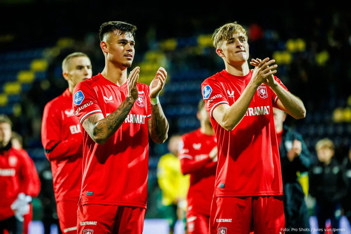 mees hilgers max bruns close up vieren overwinning fortuna sittard fc twente 2024 2025
