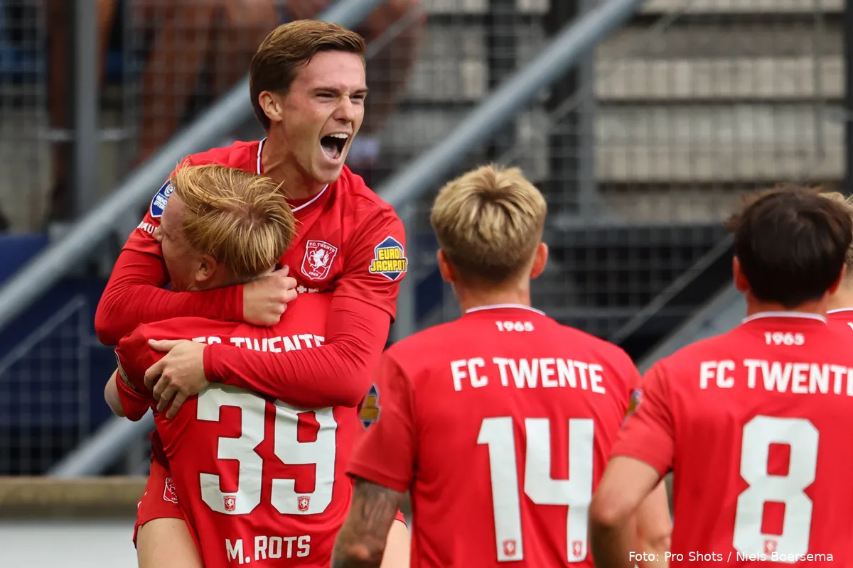 daan-rots-mats-rots-juichen-2-sc-heerenveen-fc-twente-2025-2026