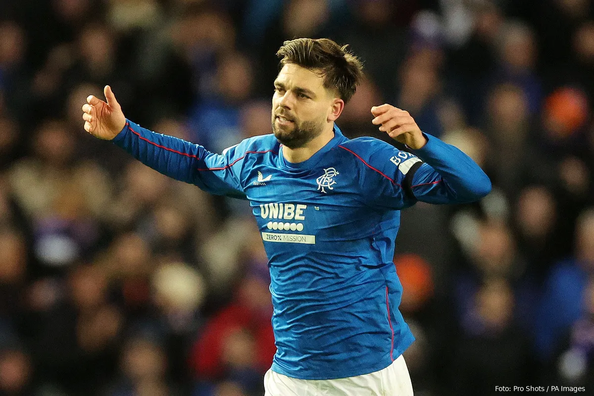 robin propper juichen doelpunt goal armen in de lucht rangers fc celtic fc old firm 2024 2025
