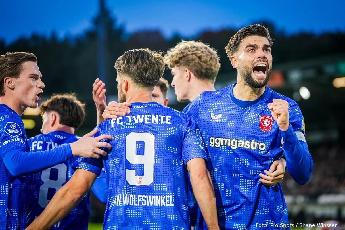 robin-propper-juichen-nec-nijmegen-fc-twente-2025-2026