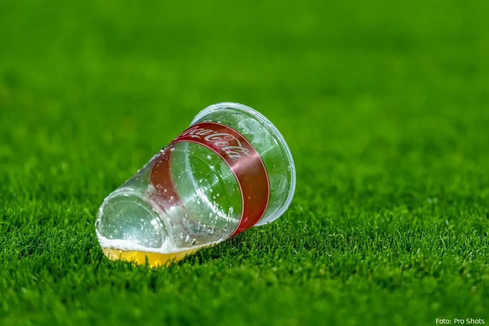 Vermeulen wil drastische maatregelen: "Stop de bierverkoop in stadions"