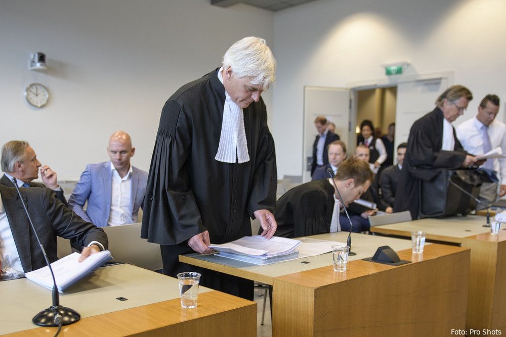 Advocaat ziet hoger beroep niet zitten, maar ziet toch nog kansen voor Cambuur en De Graafschap