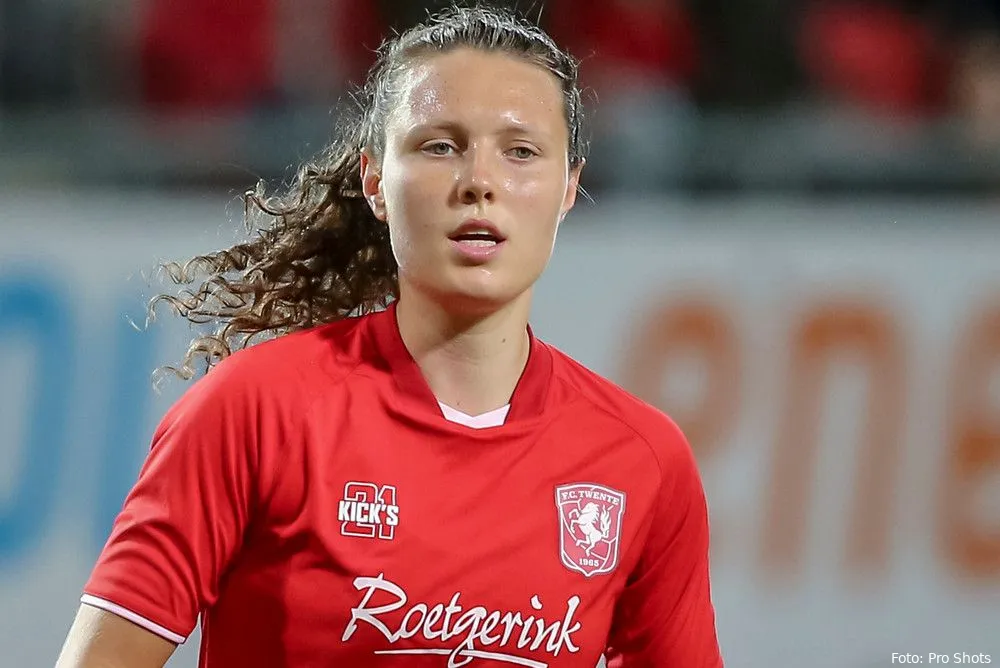 Bizarre comeback voor FC Twente (V) in voorronde Champions League