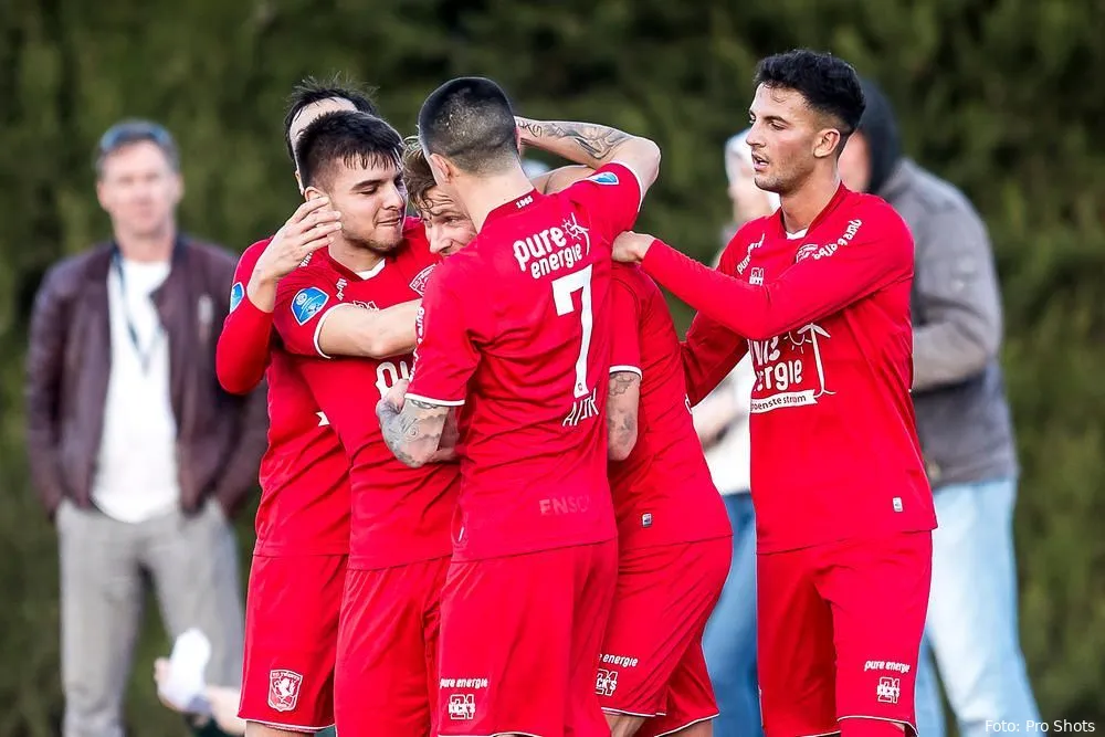 Samenvatting Fortuna Düsseldorf - FC Twente 1-1 seizoen 2019-2020