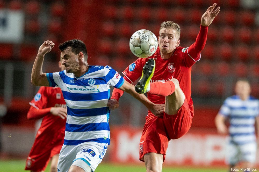 Dramatische eerste helft nekt FC Twente, bekeravontuur alweer voorbij