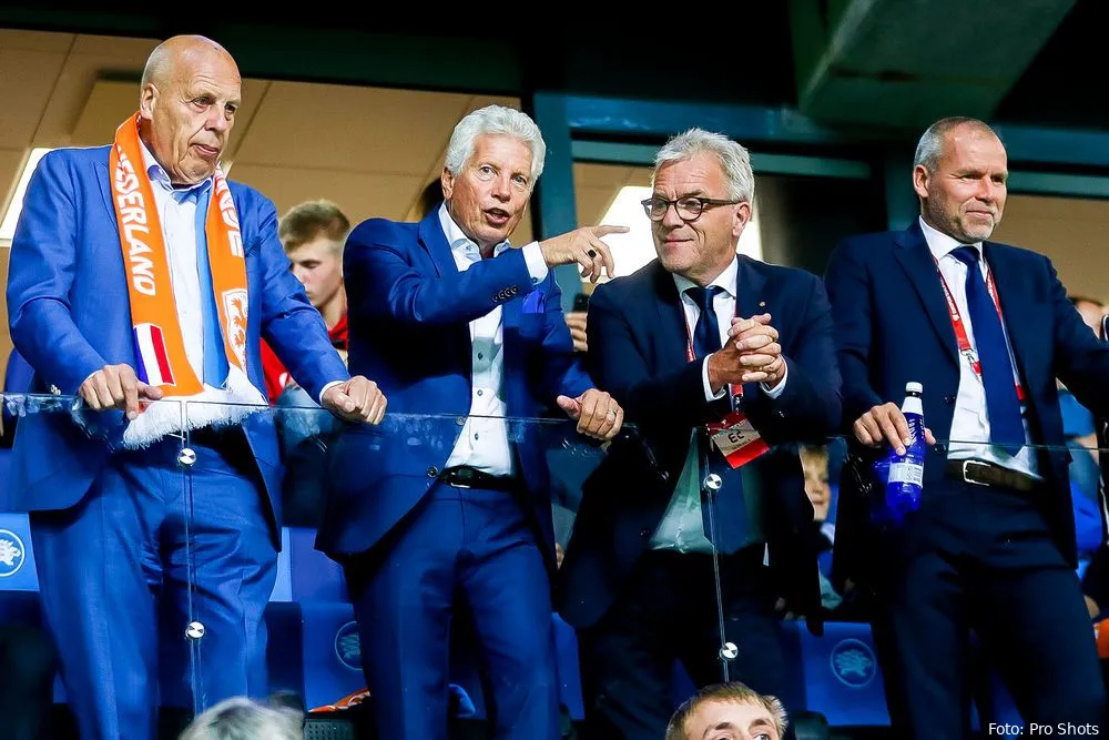 BREAKING: Hoogma kondigt vertrek aan bij de KNVB