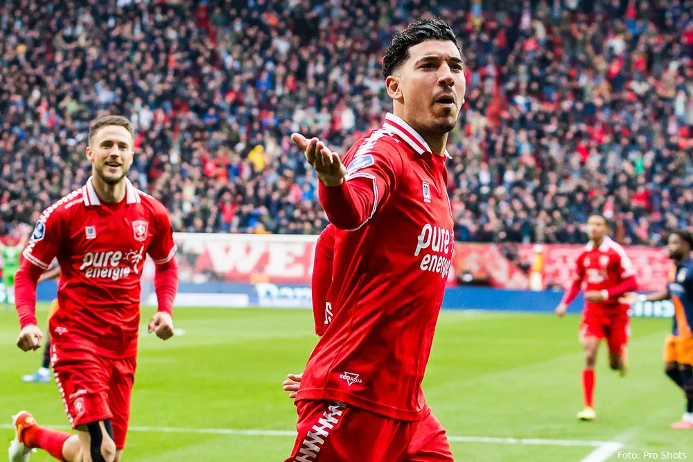 FC Twente wil Limnios langer binden, maar kan koopoptie niet lichten