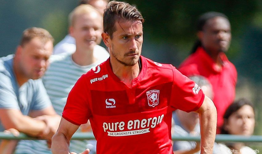 Transferoverzicht FC Twente en PSV: Alle nieuwe én vertrokken spelers op een rij