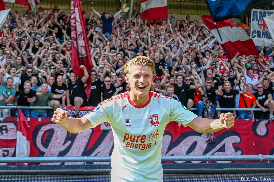 Van Binnenuit: Matchwinner Steijn en geweldige sfeer in het uitvak