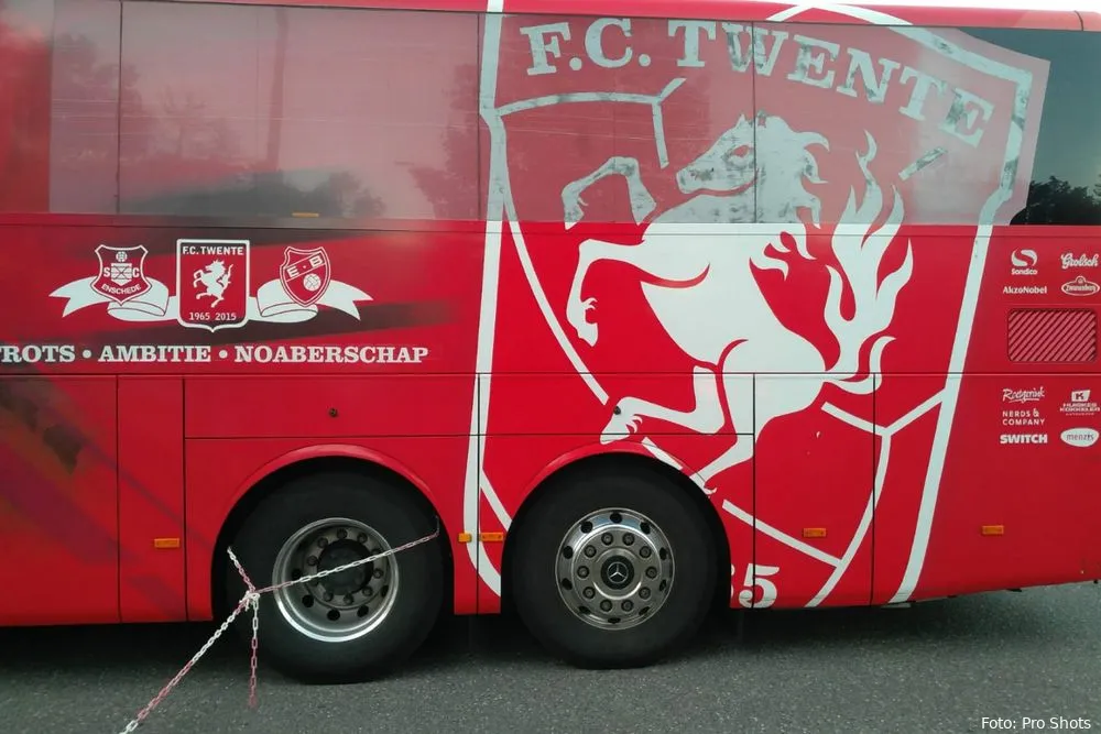 Spelersbus mag vooralsnog niet in worden gezet na faillissement Havi Beheer