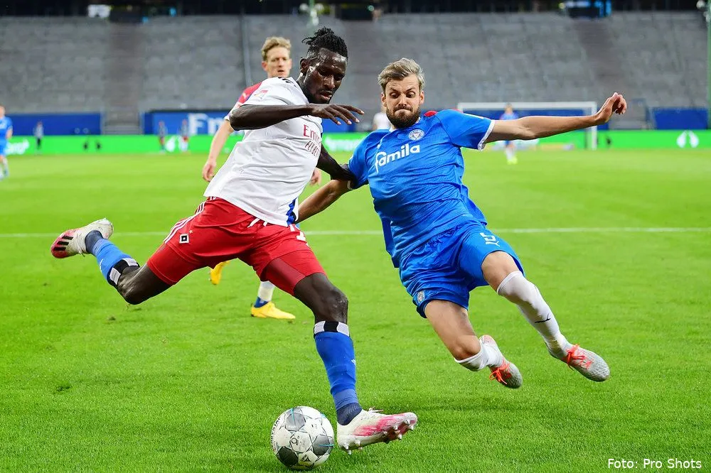 FC Twente wint besloten oefenwedstrijd tegen Holstein Kiel