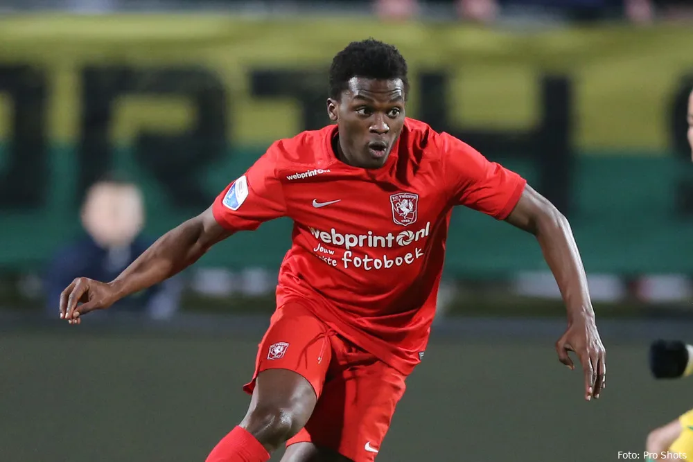 Twente-flop Agyepong is nu transfervrije miljonair