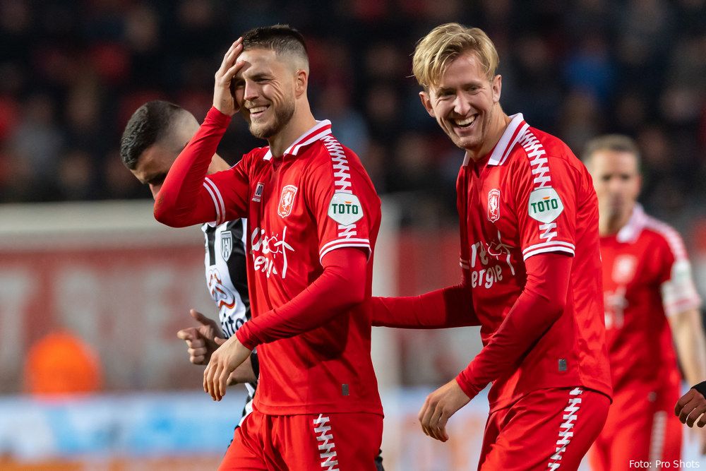 Column: FC Twente wordt met deze Van W en Vlap geen kampioen