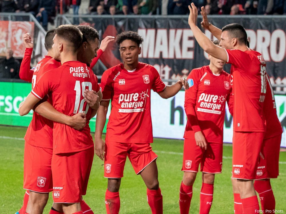 FC Twente oefent in voorbereiding tegen FC Emmen