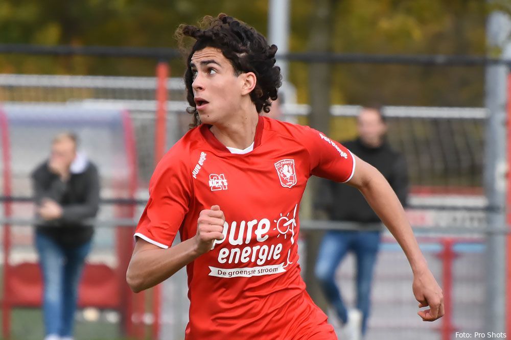 BREAKING: FC Twente licht optie in contract talentvolle Zerrouki