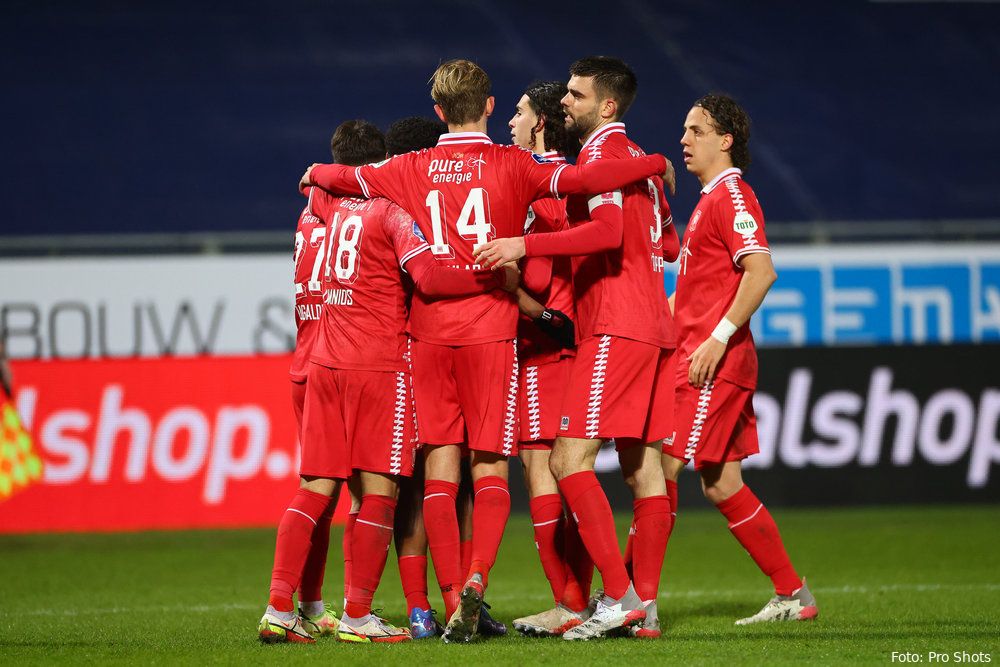 Samenvatting PEC Zwolle - FC Twente seizoen 2021-2022 (1-3)