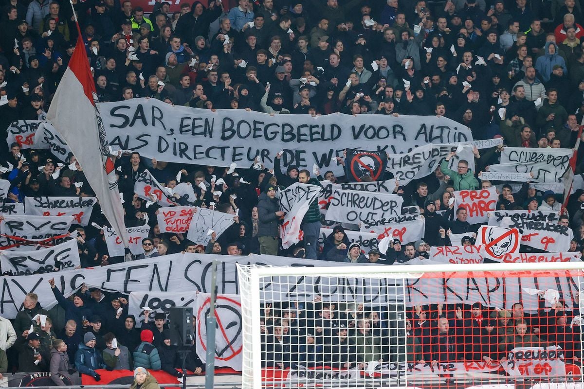 Schreuder ontslagen bij Ajax na evenaren negatief clubrecord uit 1965