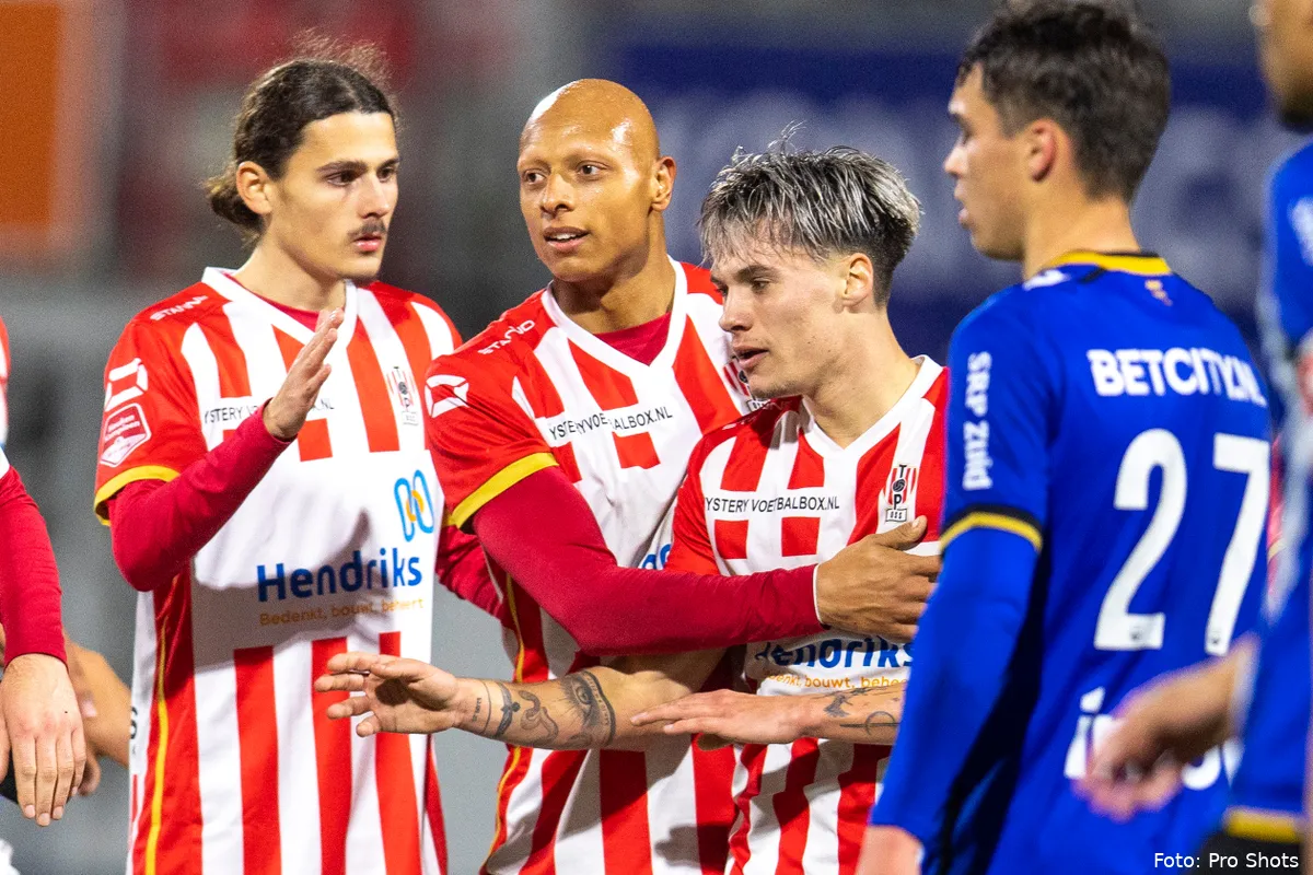 Thijs van Leeuwen kent op nieuwe positie vliegende start bij Top Oss