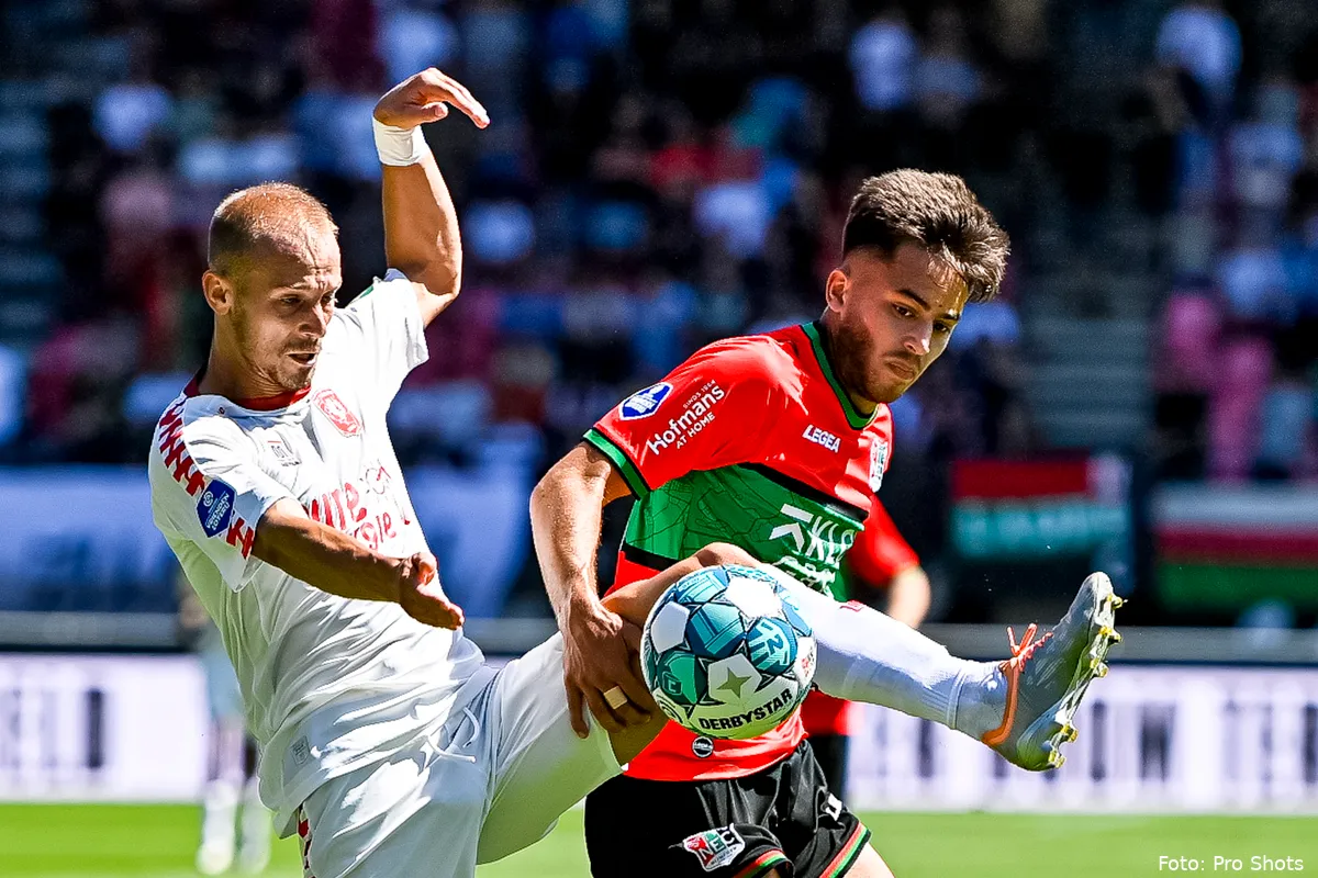 Twente-supporters zien komst NEC-linksback El Karouani wel zitten