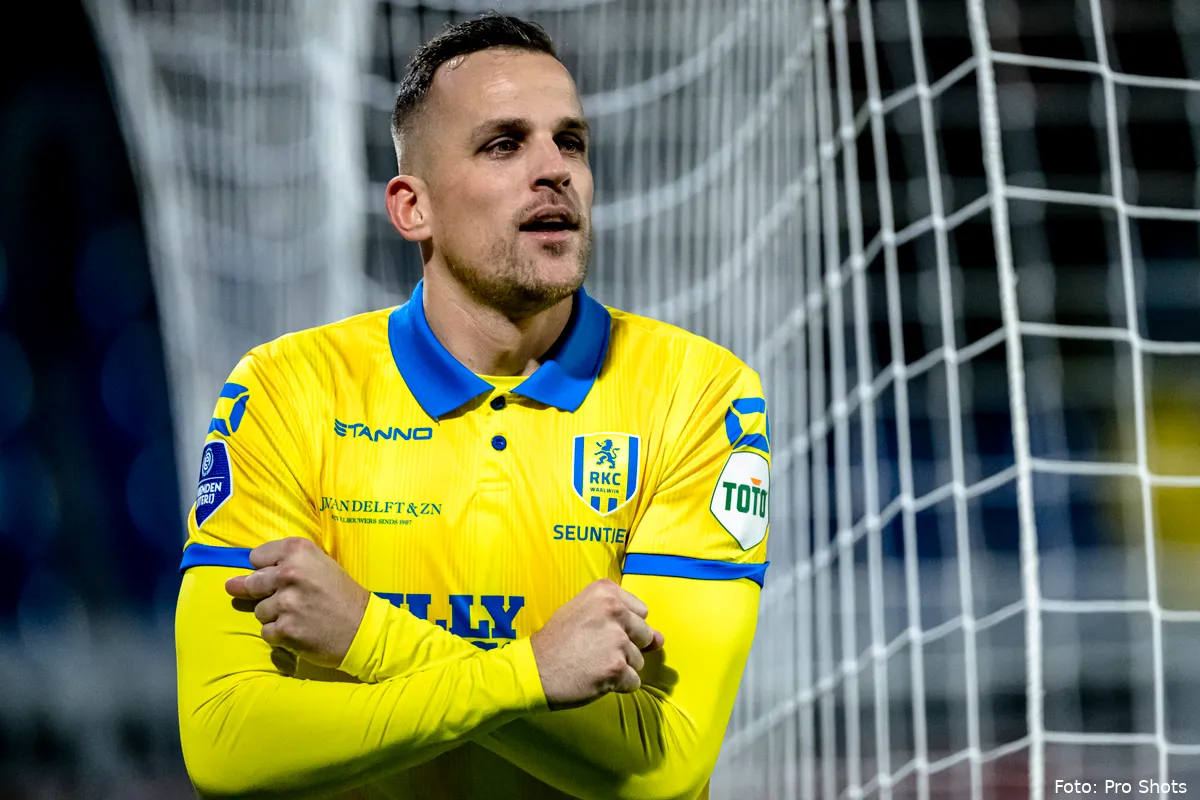 mats seuntjens rkc waalwijk vieren goal gekruiste wakanda celebration