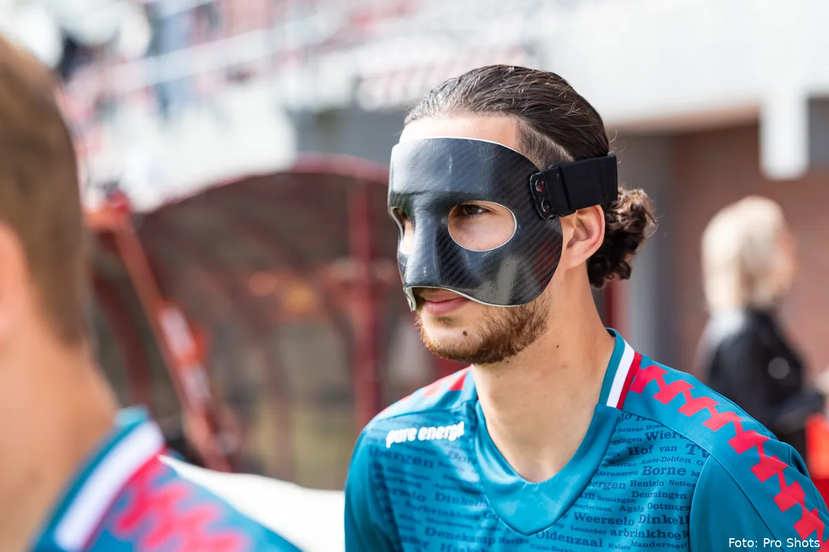 Zerrouki blij met masker ondanks irritaties: "Beter dan zes weken eruit"