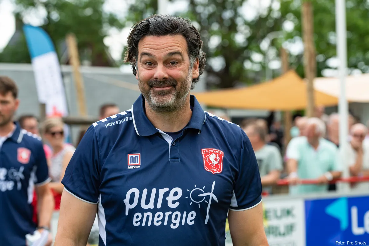 ivar van dinteren grappig gezicht bon boys fc twente voorbereiding 2022 2023