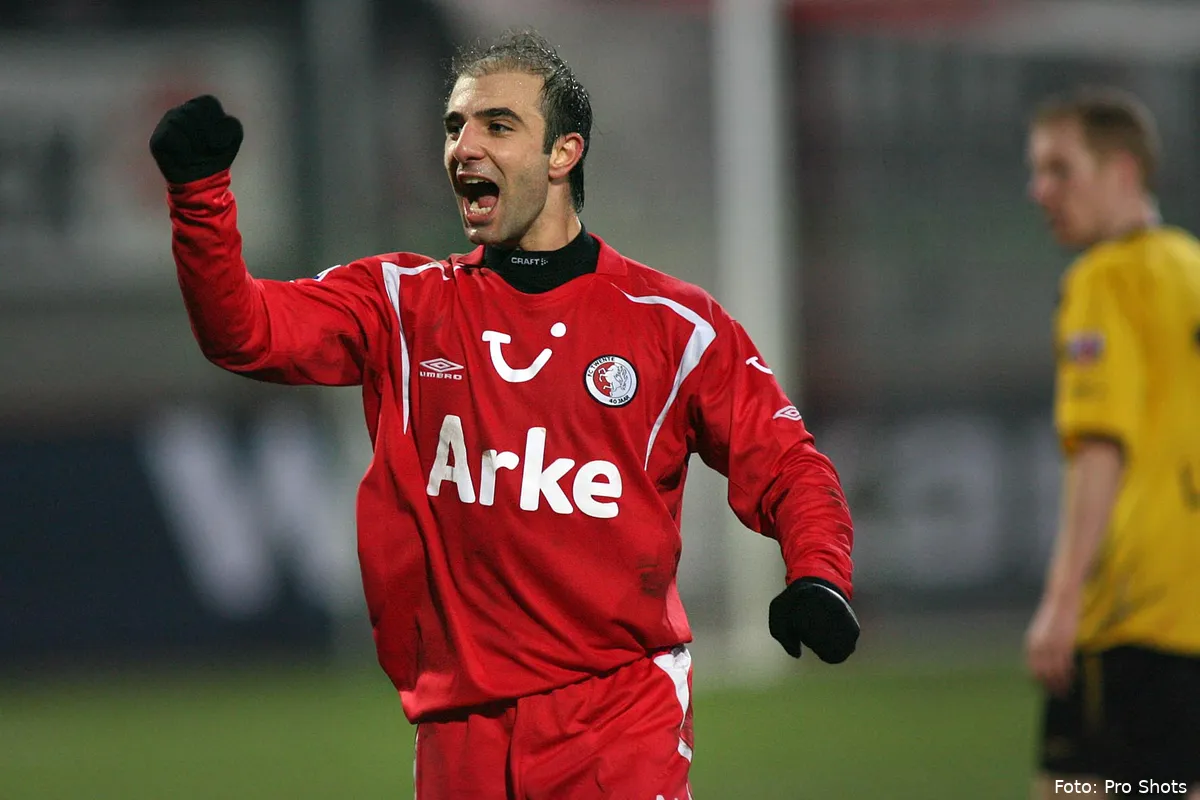 Hammarby-held Bakircioglu verwacht lastige wedstrijd voor andere voetballiefde FC Twente