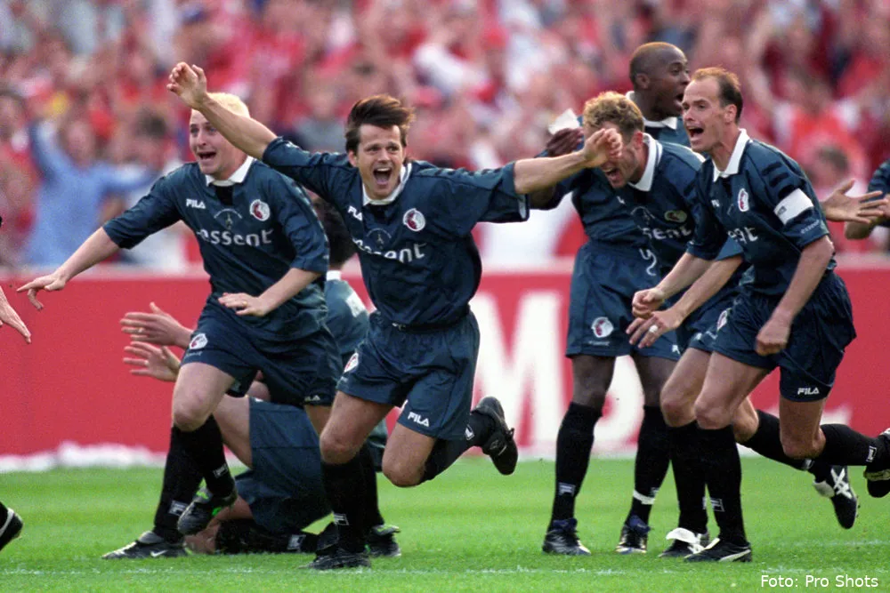 heubach booth ten hag cairo bekerfinale 2001