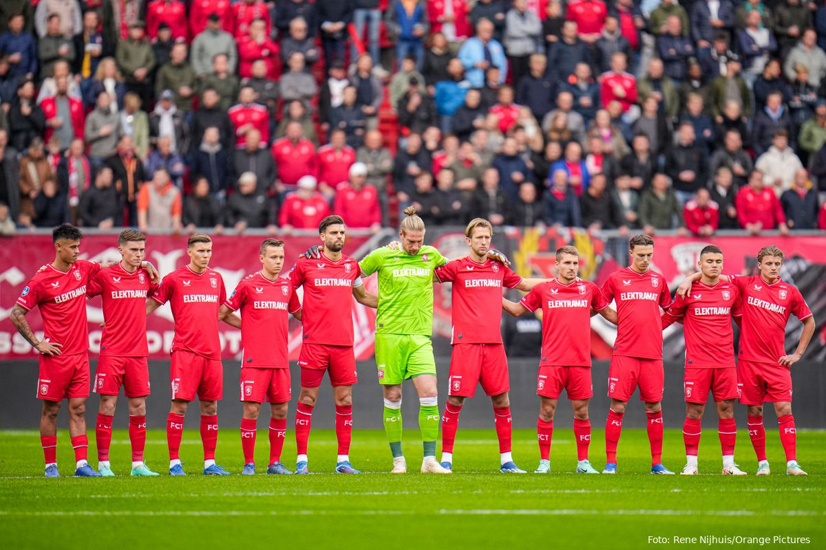 FC Twente en Sparta eren Kees Rijvers voorafgaand aan wedstrijd
