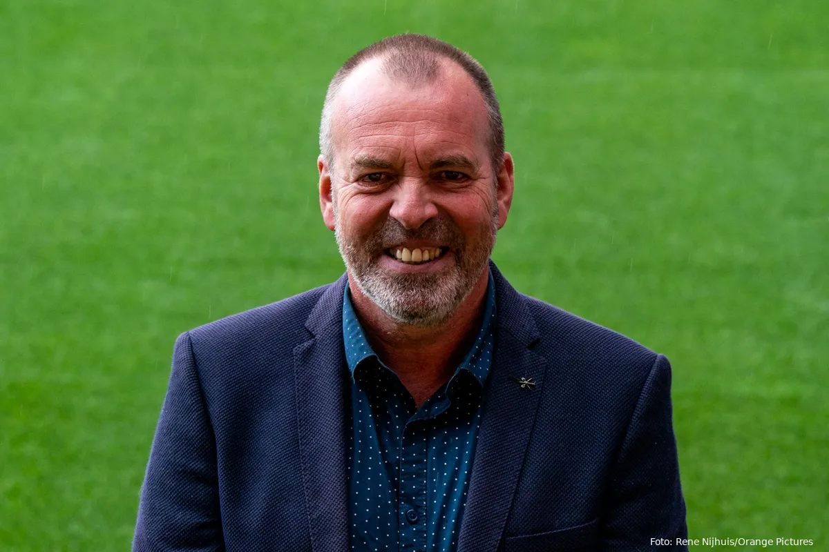 rene roord persfoto technisch manager fc twente vrouwen 3x2