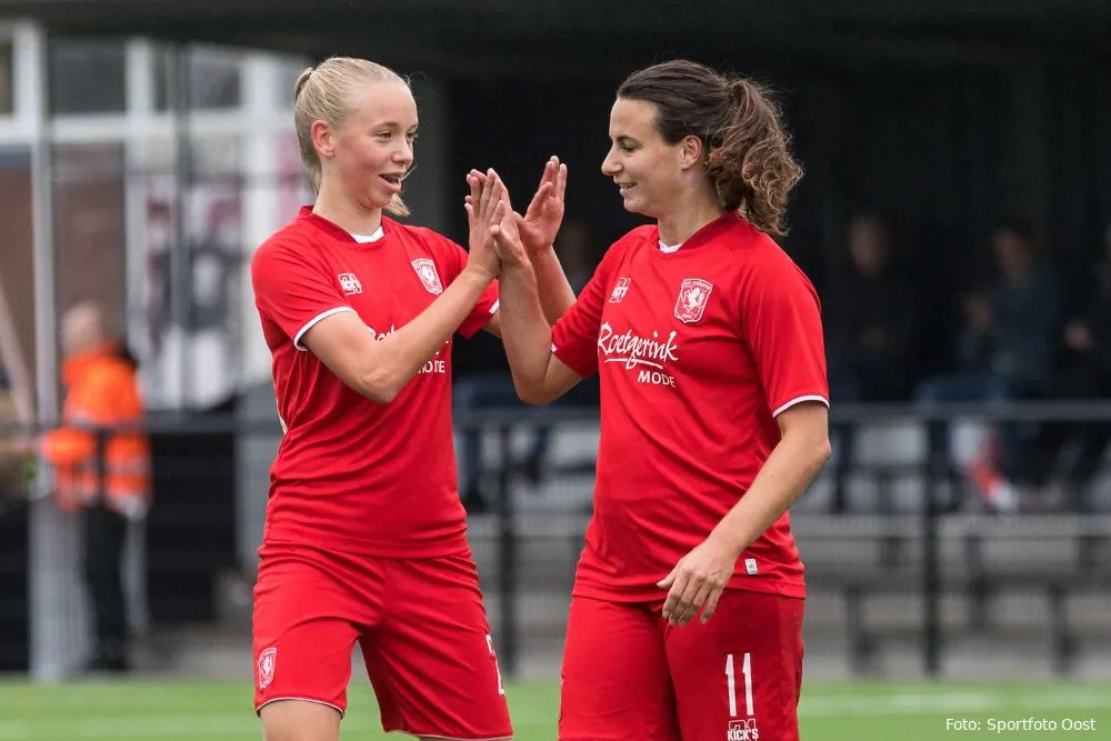 FC Twente Vrouwen wint topper van PSV en pakt koppositie