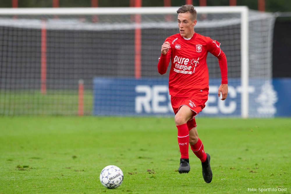 Verdediger verlaat FC Twente en kiest voor HHC Hardenberg