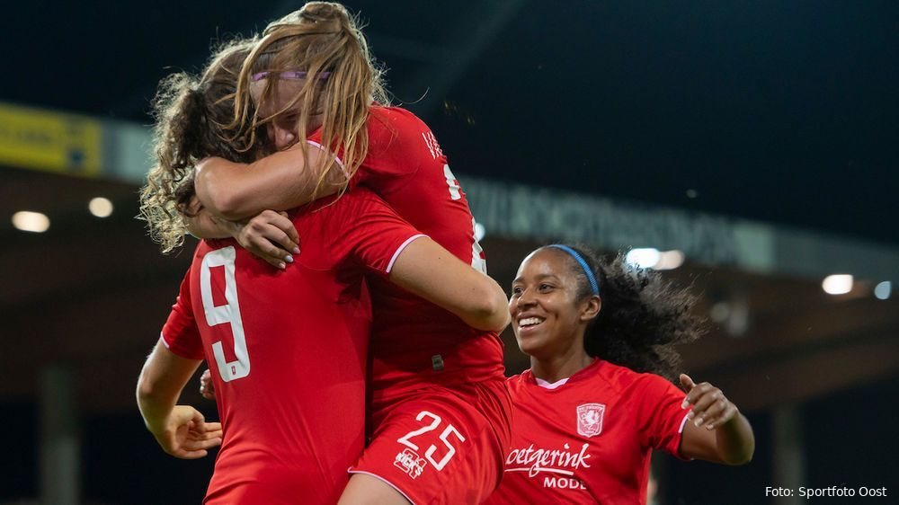 Samenvatting: FC Twente Vrouwen stunt met 4-2 overwinning op Sankt Pölten