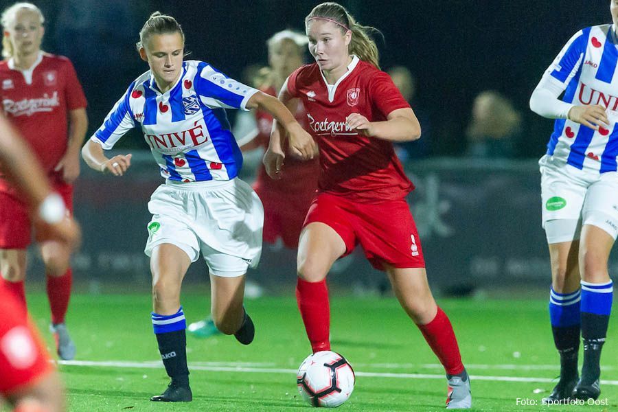 FC Twente Vrouwen krijgen huldiging in de Grolsch Veste