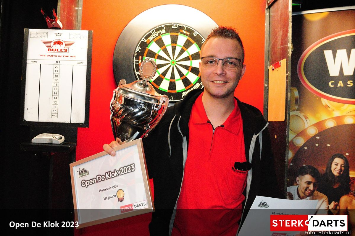 Tonny Veenhof en Lincy Gloudemans winnen het Sterkdarts Open De Klok 2023