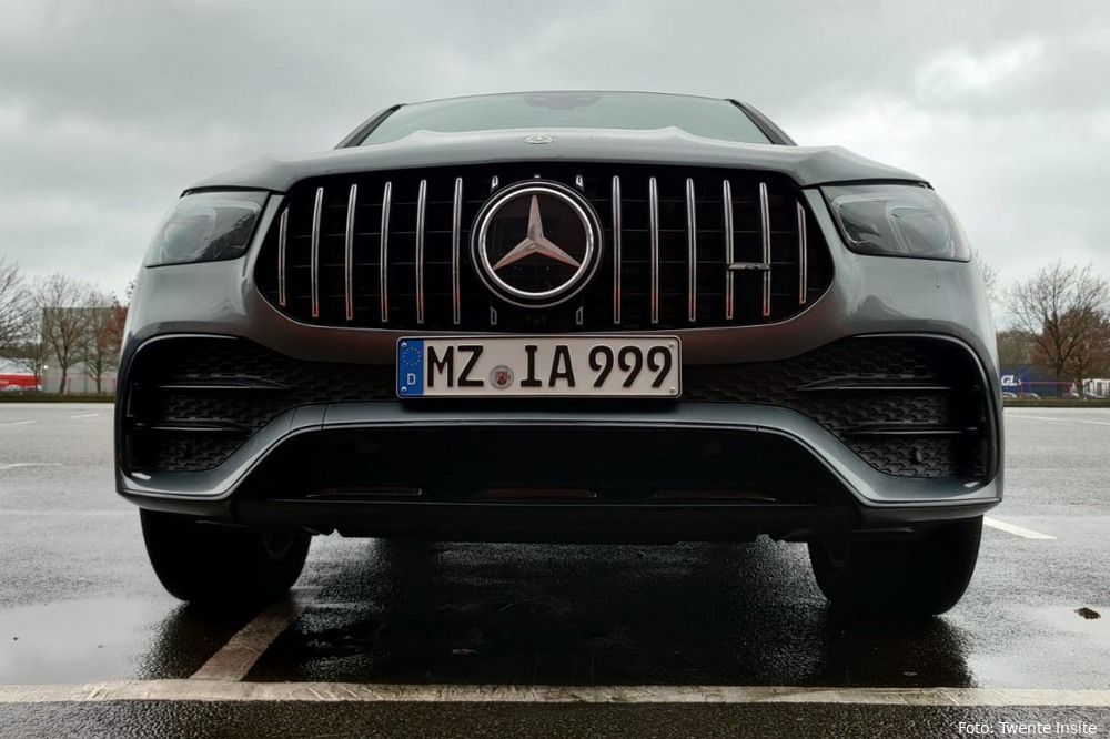 FOTO: Mercedes aanvaller Issah Abass gespot voor de Grolsch Veste